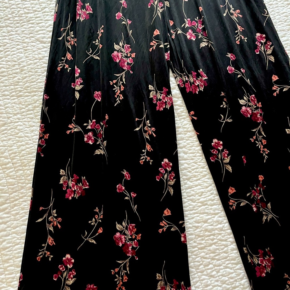 Floral Printed Romper | Size M